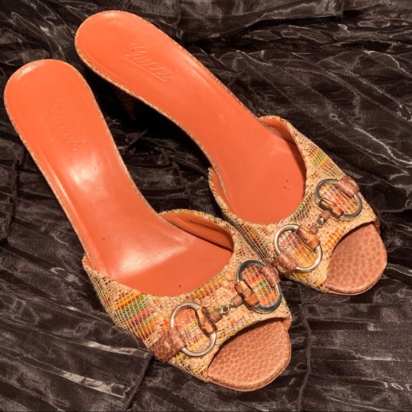 GUCCI Signature Horse-bit Leather-Weave Mules - Picture 5 of 16